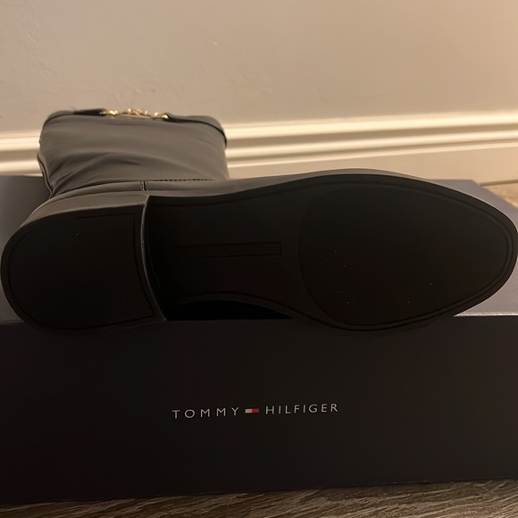 Tommy Hilfiger Black Boots - Picture 5 of 6